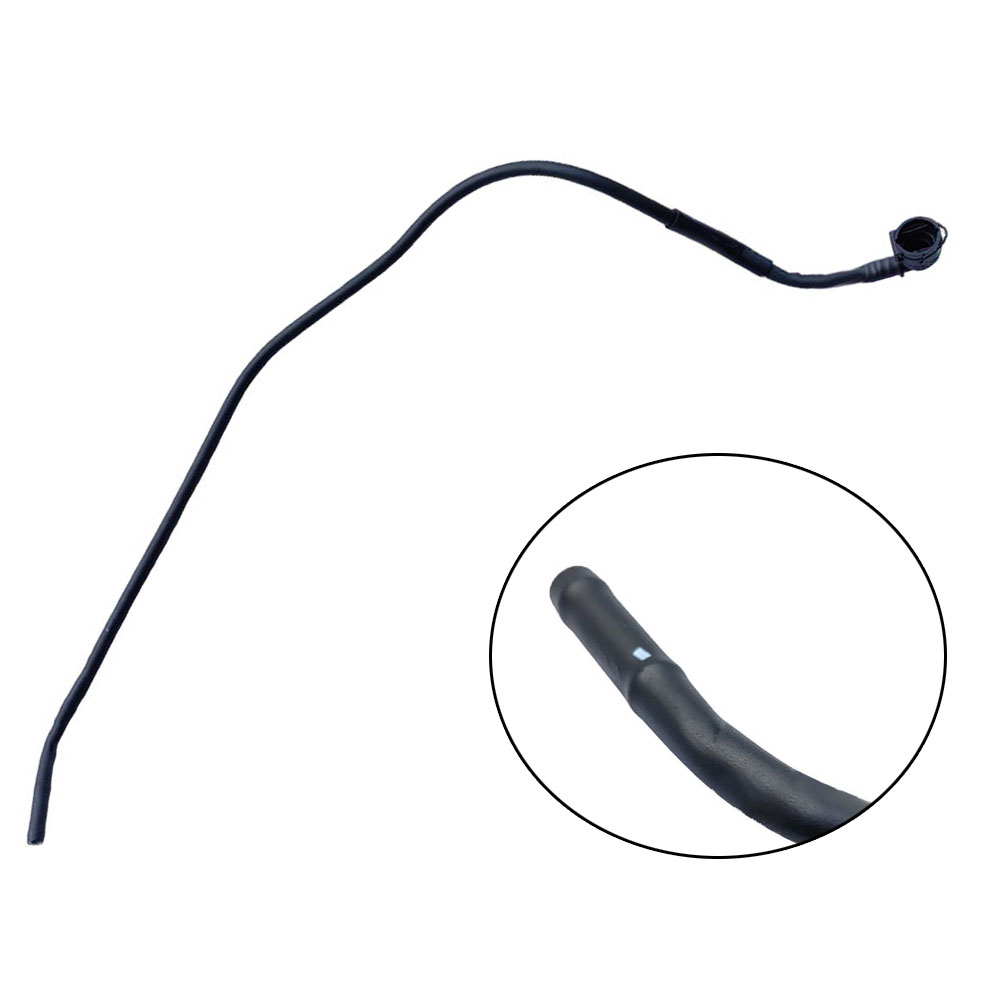 Car Accessories In Store - Wąż przelewowy płynu chłodzącego do X1