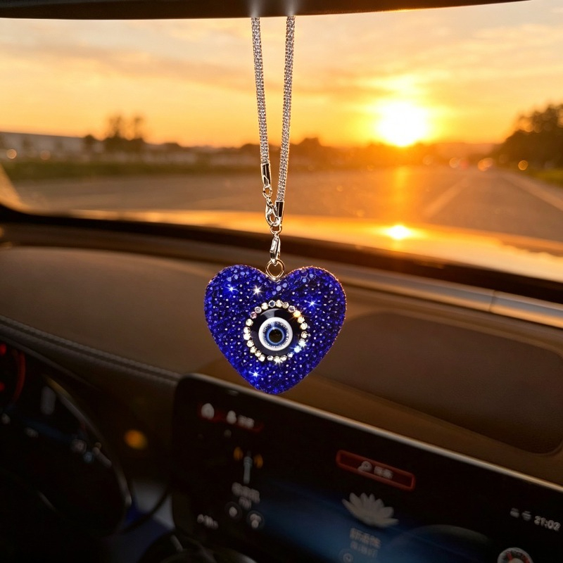 Kreatywna zawieszka do samocho – Car Accessories Evil Eye recenzja i cena